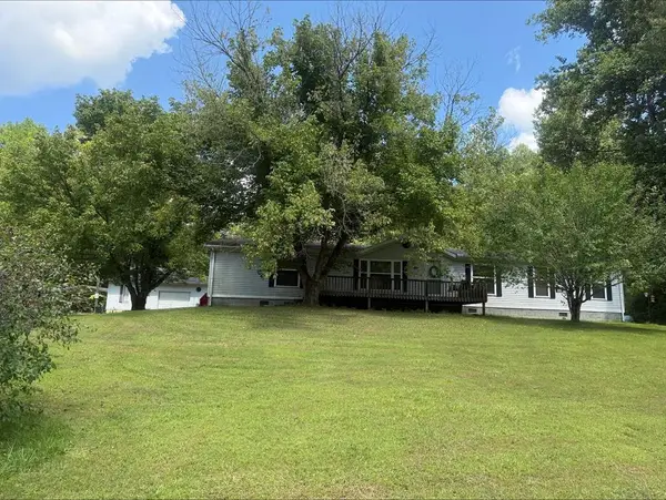 3297 Puncheon, Sitka, KY 41255