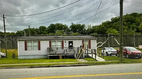 601 Central Ave, South Williamson, KY 41503