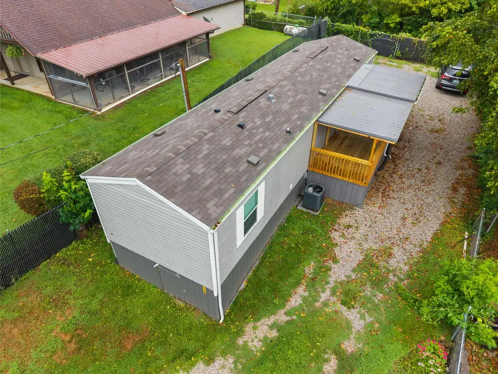 112 Cornett Hill Dr, Hazard, KY 41701 - #1