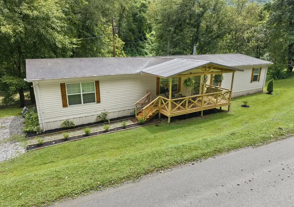 344 Arrowood Drive, Happy, KY 41773 - #1
