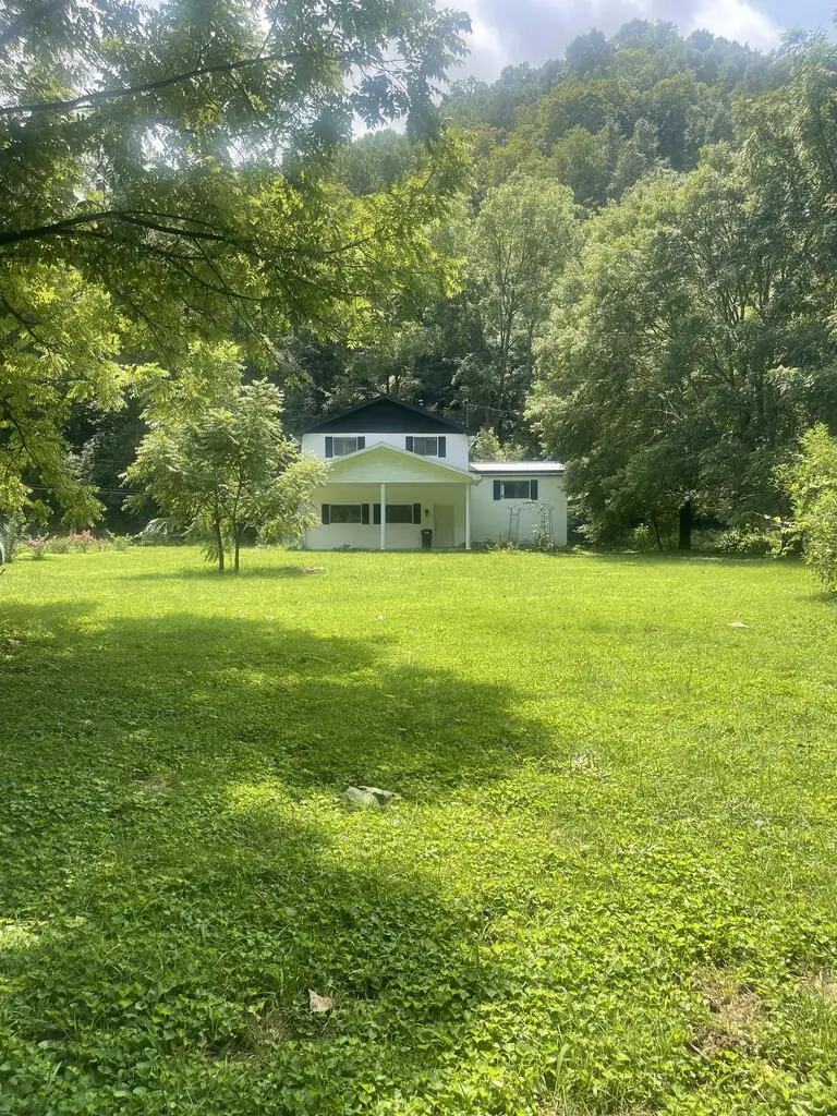 120 Paradise Lane, Whitesburg, KY 41858 - #1