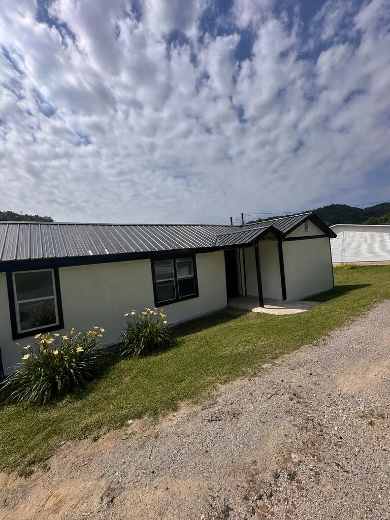 1123 Old Hwy 114, Prestonsburg, KY 41653 - #1