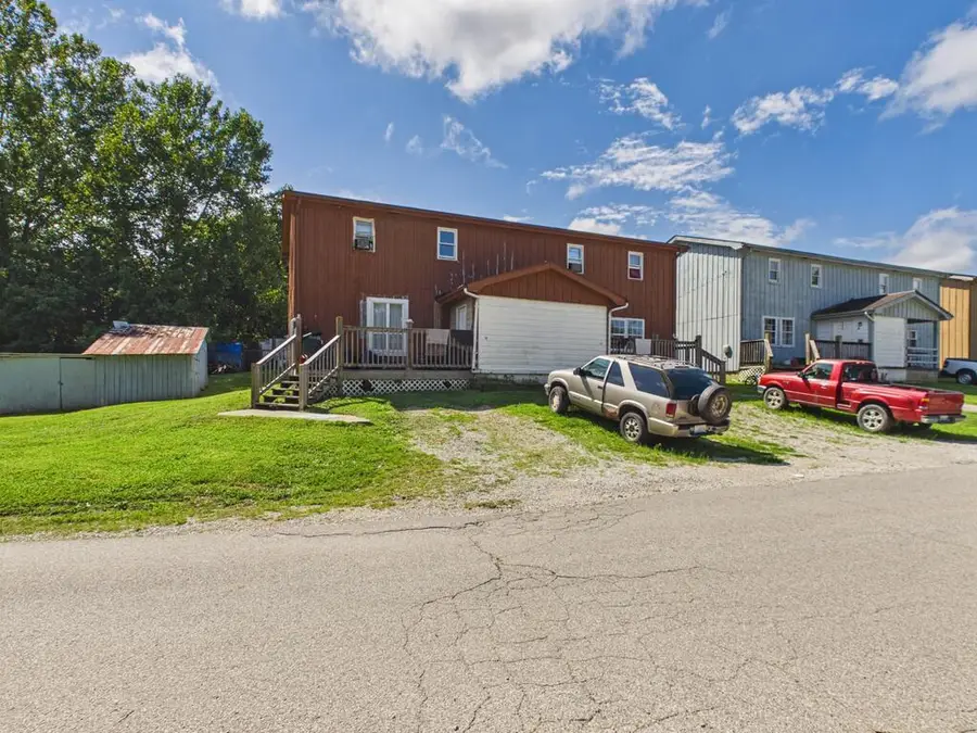 225 3rd Street, Louisa, KY 41230 - #3
