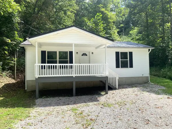 155 Nashville Drive, Thorton, KY 41855
