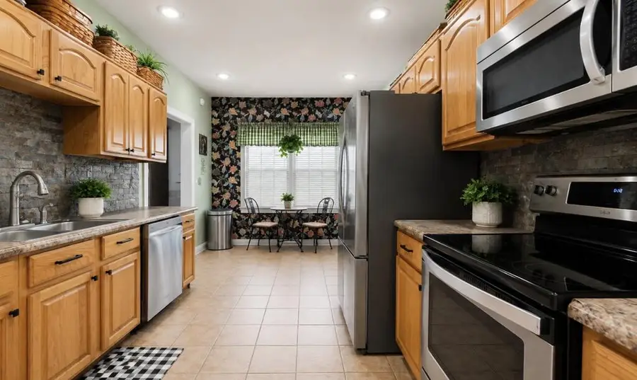 92 Saint Croix Way, Hazard, KY 41701 - #2