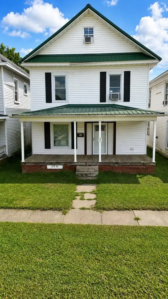108 West Perry Street, Louisa, KY 41230 - #2