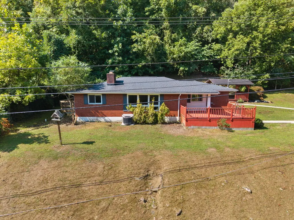 2258 W Ky 80, Hazard, KY 41701 - #1