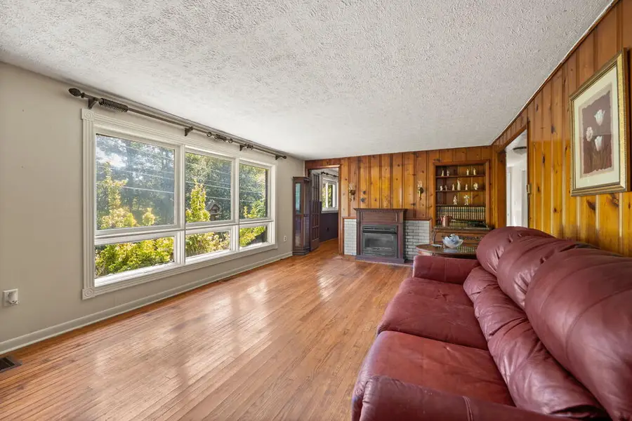 2258 W Ky 80, Hazard, KY 41701 - #3
