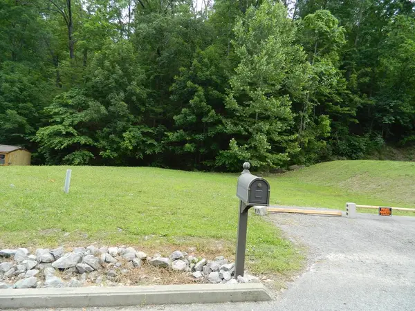 Lot #5 Keyser Heights, Pikeville, KY 41501