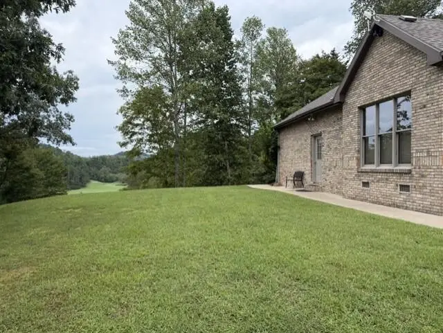 111 Jc Estate Drive, Paintsville, KY 41240 - #3
