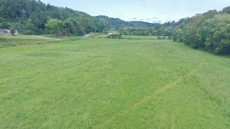 51 Ronnie Marshall Cemetery Rd., Salyersville, KY 41465 - #3