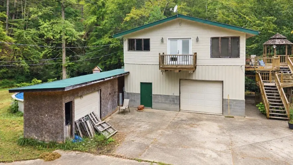 32 Gabriel Circle, Hazard, KY 41701 - #1