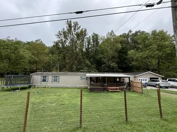 3336 Puncheon Creek, Sitka, KY 41255