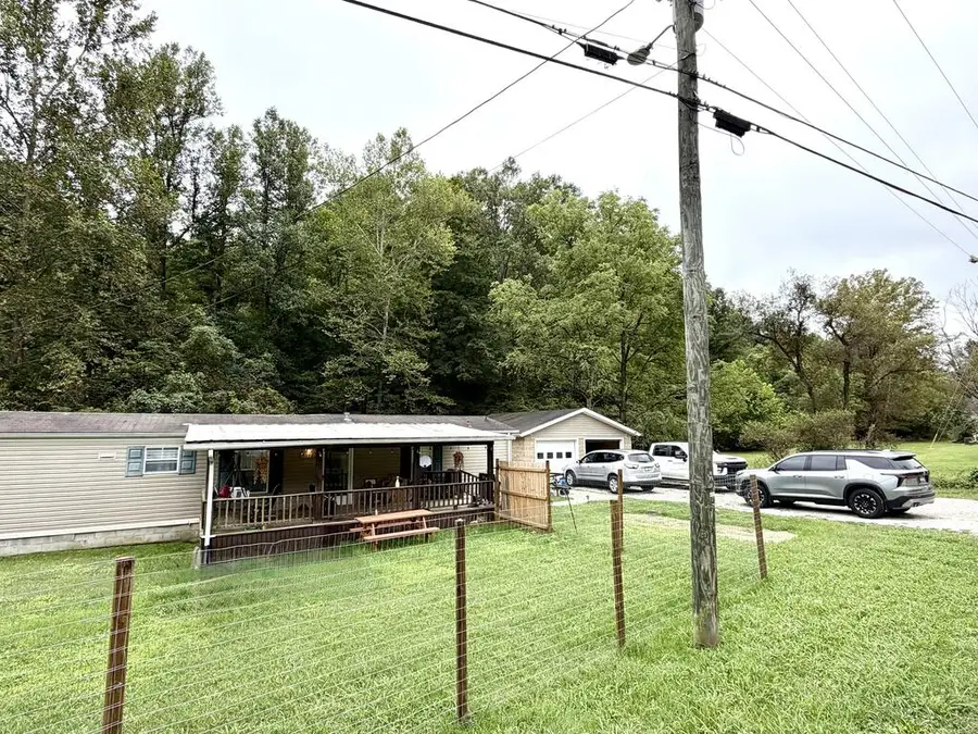 3336 Puncheon Creek, Sitka, KY 41255 - #2