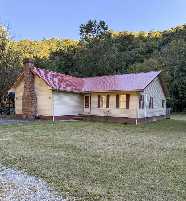 17690 East Big Creek Road, Sidney, KY 41564