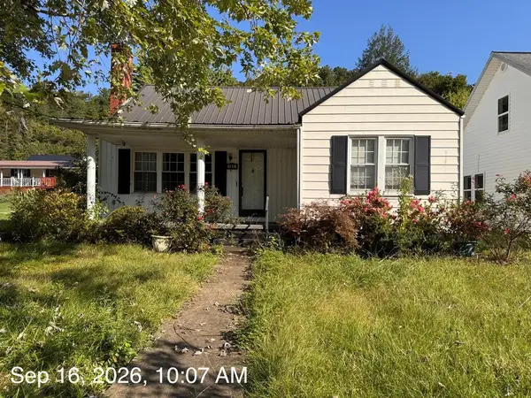 187 E Maple Street, Salyersville, KY 41465