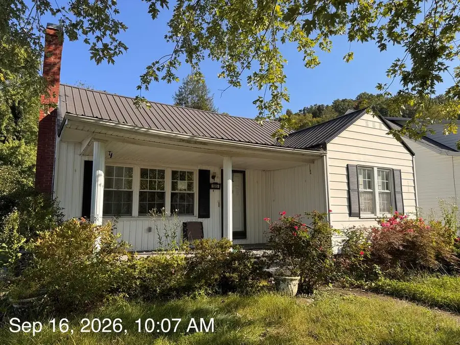 187 E Maple Street, Salyersville, KY 41465 - #2