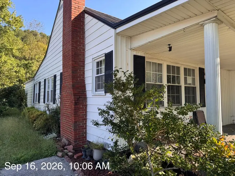 187 E Maple Street, Salyersville, KY 41465 - #3