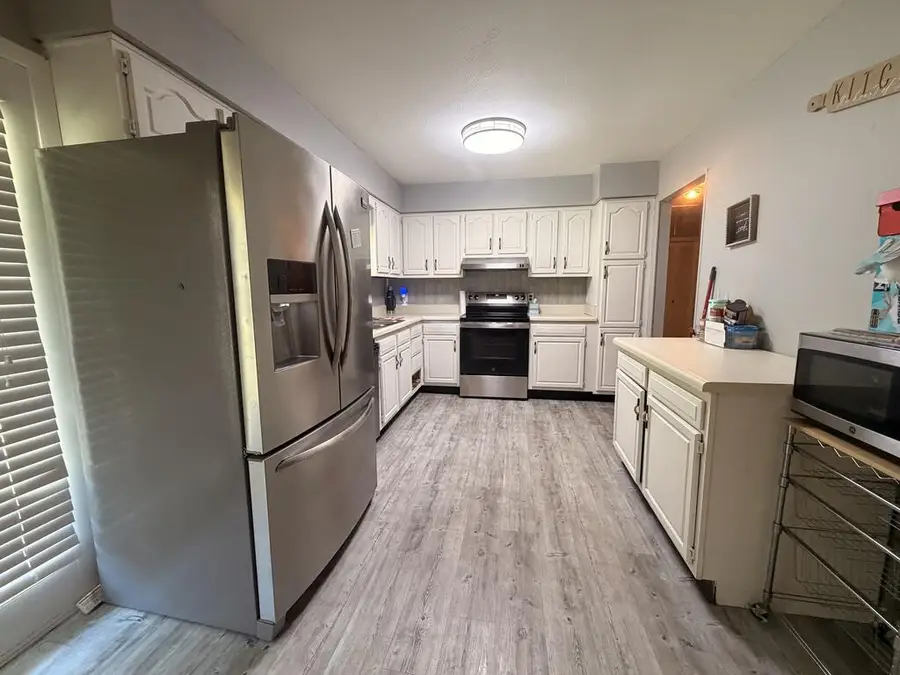 51 Annies Lane, Hagerhill, KY 41222 - #3