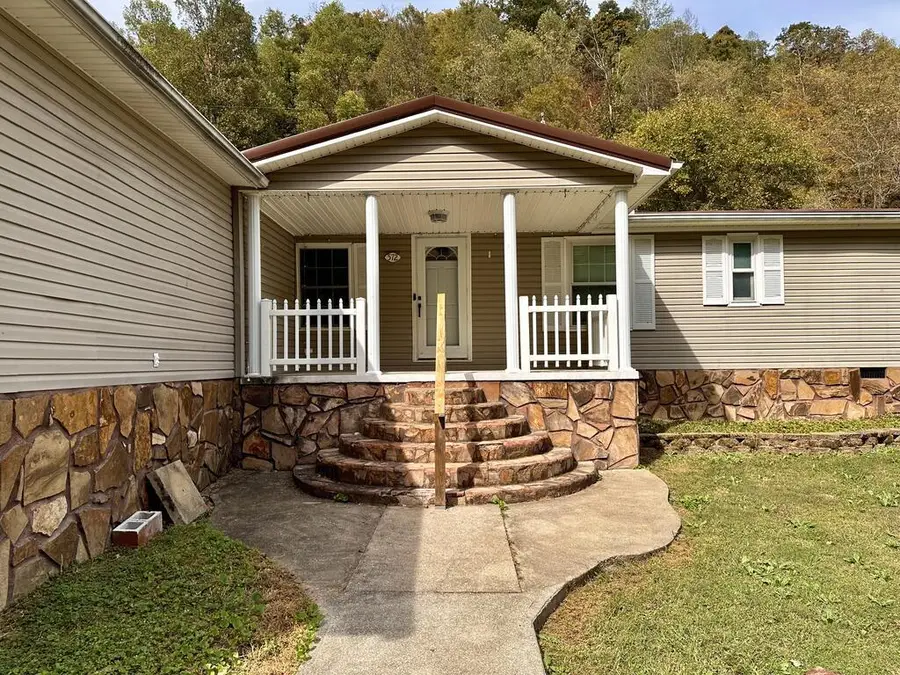 572 Upper Blackberry Cr. Rd., Ransom, KY 41558 - #2