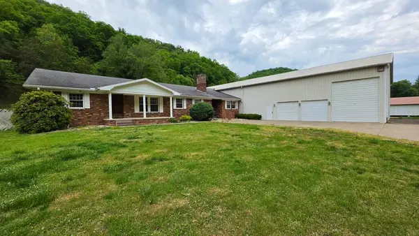 1029 Mare Creek, Stanville, KY 41659