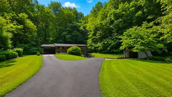 123 Woodland Estates, Paintsville, KY 41240