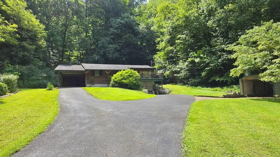 123 Woodland Estates, Paintsville, KY 41240 - #2