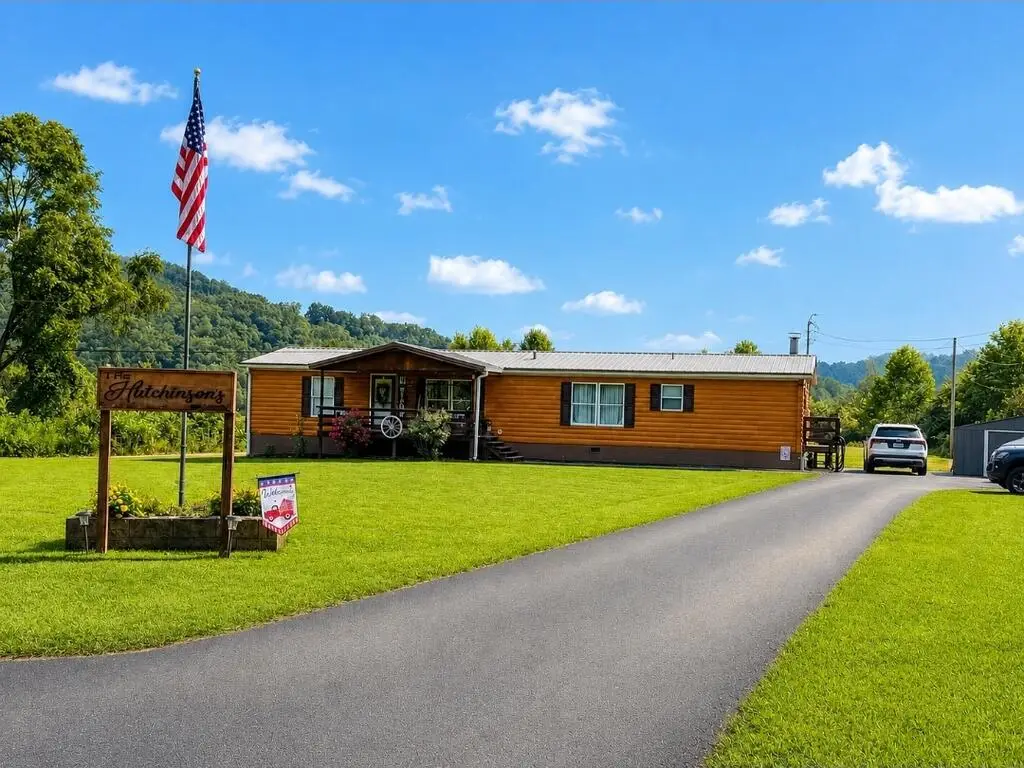 114 Valley View Estates, Langley, KY 41645 - #1