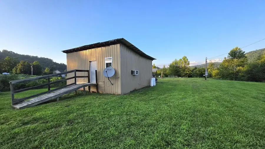 114 Valley View Estates, Langley, KY 41645 - #3