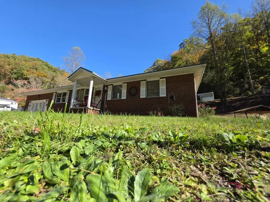 394 Right Fork Rockhouse, Elkhorn City, KY 41522 - #2
