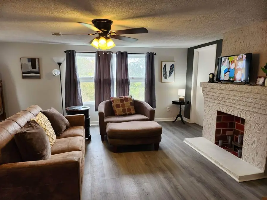 219 Peach Orchard Drive, Pikeville, KY 41501 - #2