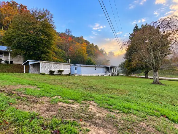 27 Left Fork Orchard Branch, Banner, KY 41603