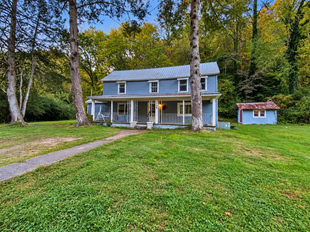 1114 Mullen Fork Rd, Stone, KY 41567 - #1