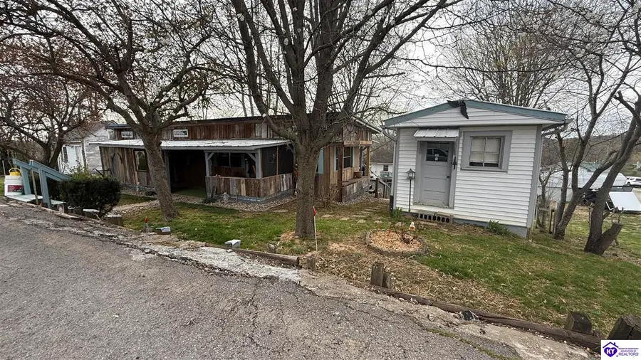 413 Cook Street, Greensburg, KY 42743 - #2
