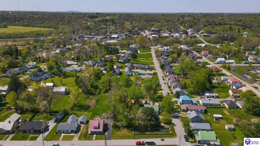 417 Henry Street, Greensburg, KY 42743 - #3