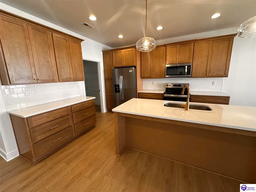 100 Drayton Dr., Elizabethtown, KY 42701 - #2