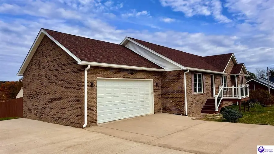 61 Majestic Way, Brandenburg, KY 40108 - #3