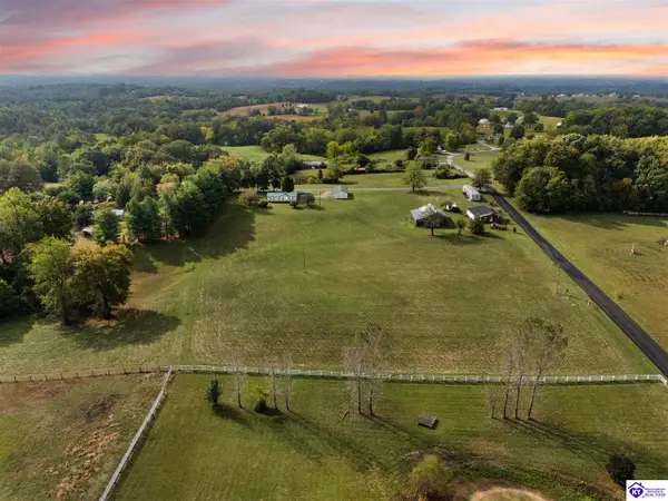 57 Hennein Berry Road, Greensburg, KY 42743