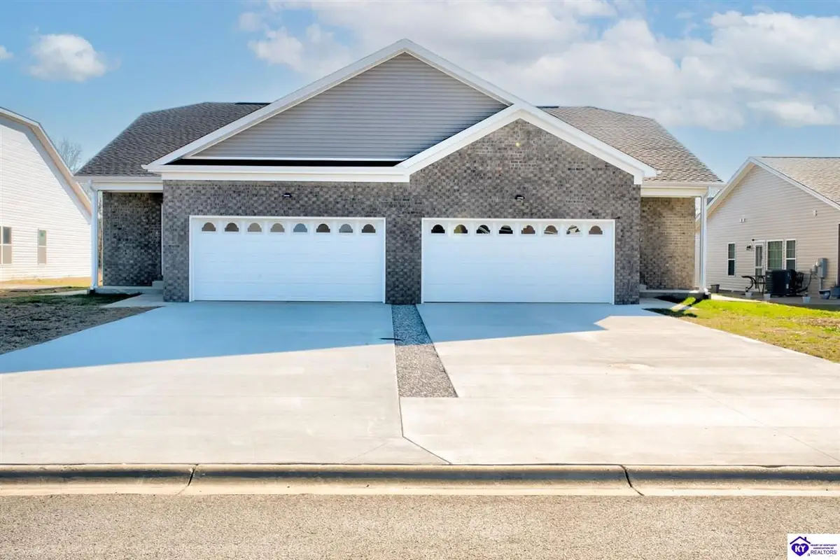 160 Shirley Boulevard, Vine Grove, KY 40175 - #1