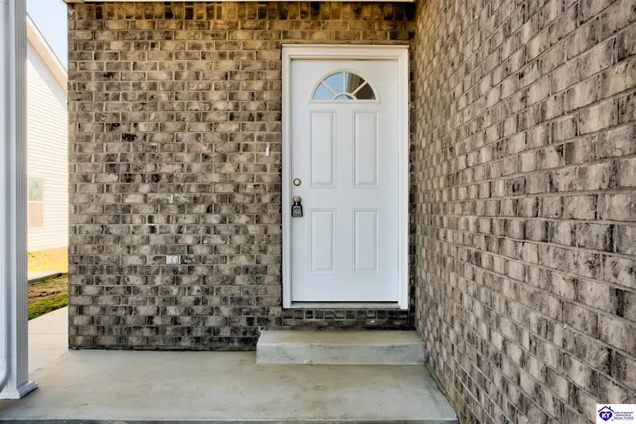 160 Shirley Boulevard, Vine Grove, KY 40175 - #2