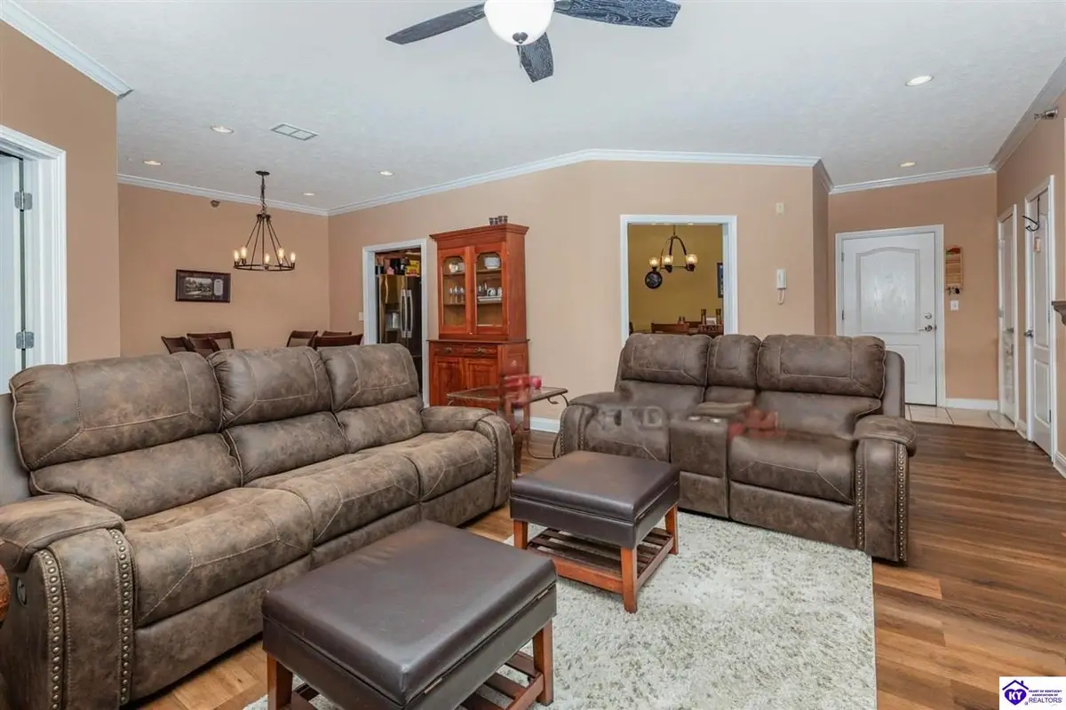 141 Chase Way, Elizabethtown, KY 42701 - #1