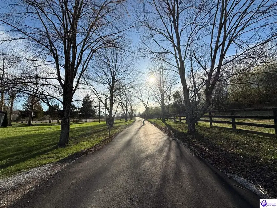 400 Meyers Road, Bradfordsville, KY 40009 - #3