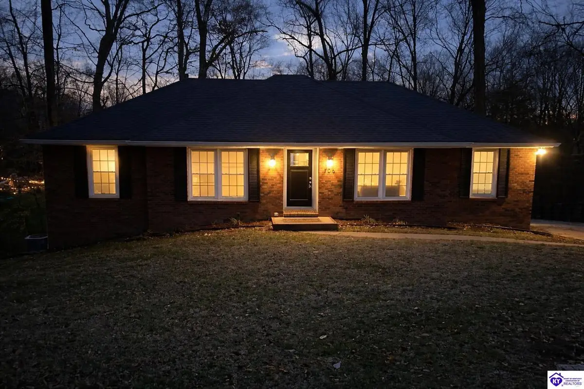 106 Sherwood Park, Campbellsville, KY 42718 - #1