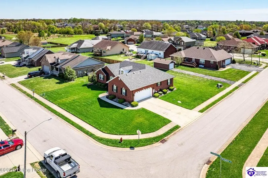 133 E Piedmont Drive, Vine Grove, KY 40175 - #2