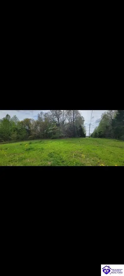 2560 Meeting Creek Road, Eastview, KY 42724