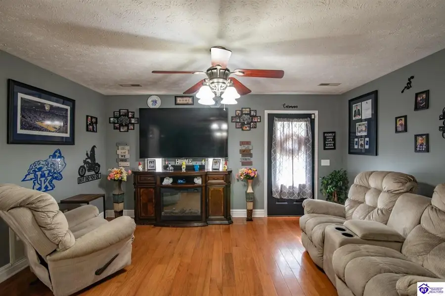 454 Sugar Branch Road, Big Clifty, KY 42712 - #3