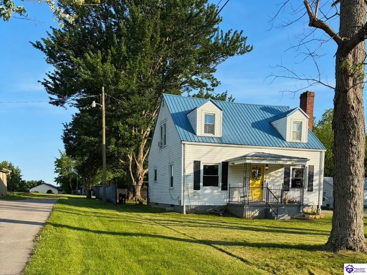 256 W Vine Street, Radcliff, KY 40160 - #1