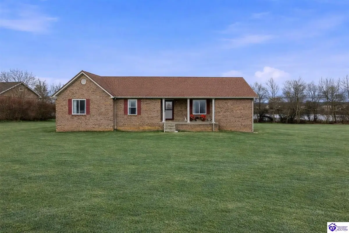 82 N Sunset Avenue, Cecilia, KY 42724 - #1