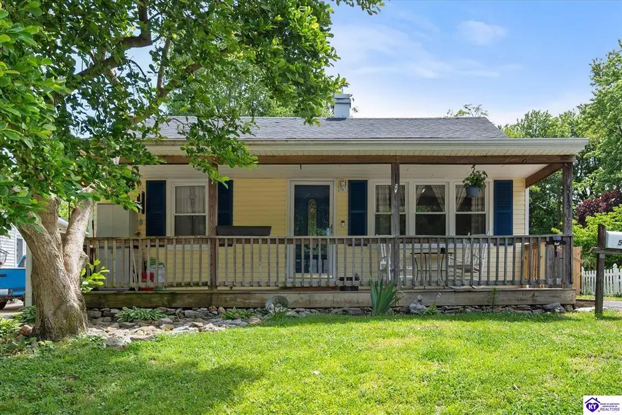513 Village Drive, Elizabethtown, KY 42701 - #2