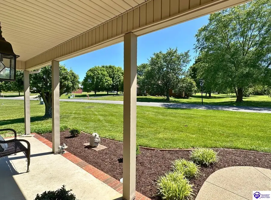 909 Forest Hills Drive, Campbellsville, KY 42718 - #3